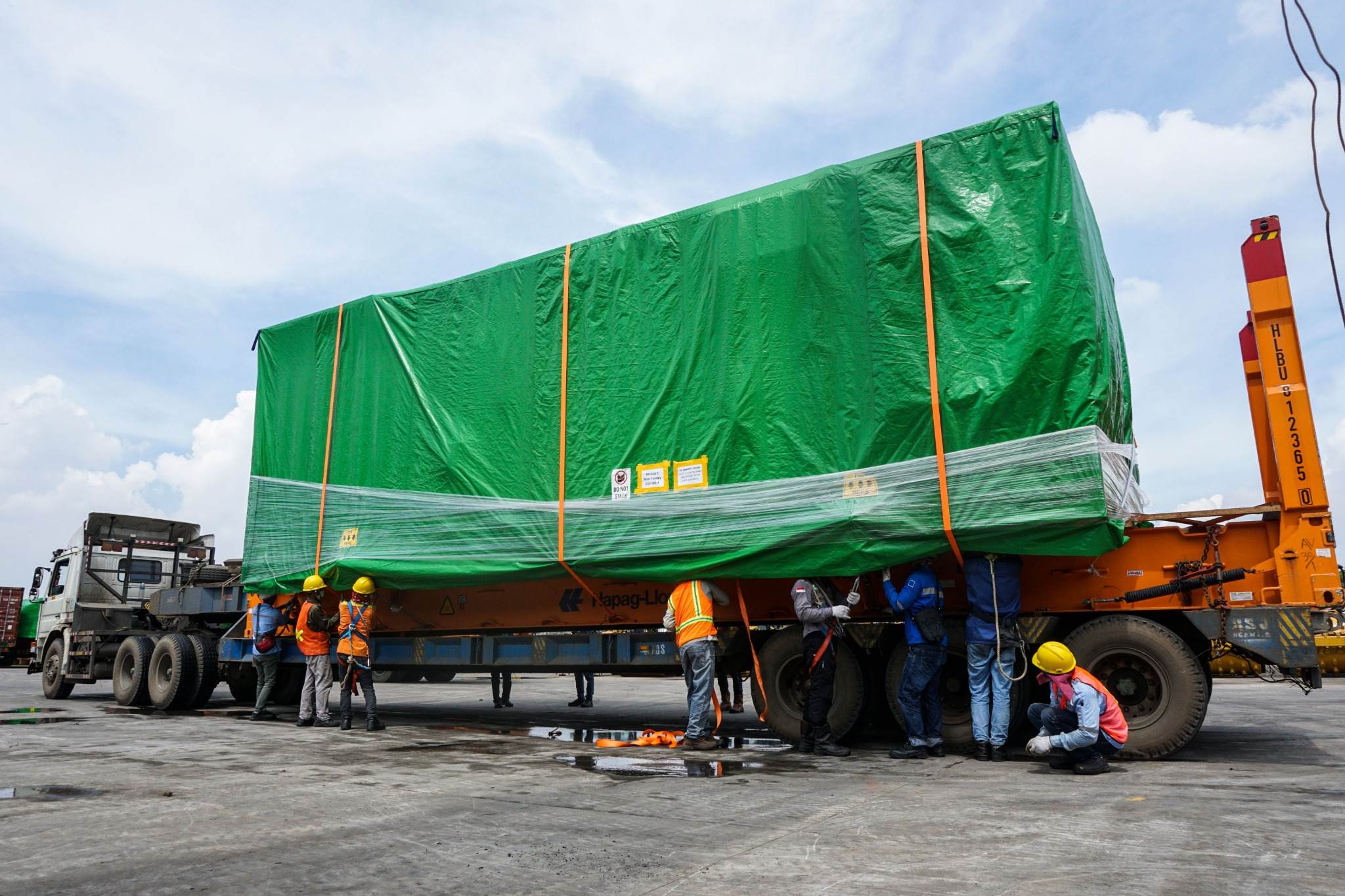 Need to ship
<a href="http://www.efanddp.com/ocean-freight-fcl.html" style="color:#0091e4" target="_blank" rel="noopener">
large or heavy cargo</a> that is not suitable for air transport